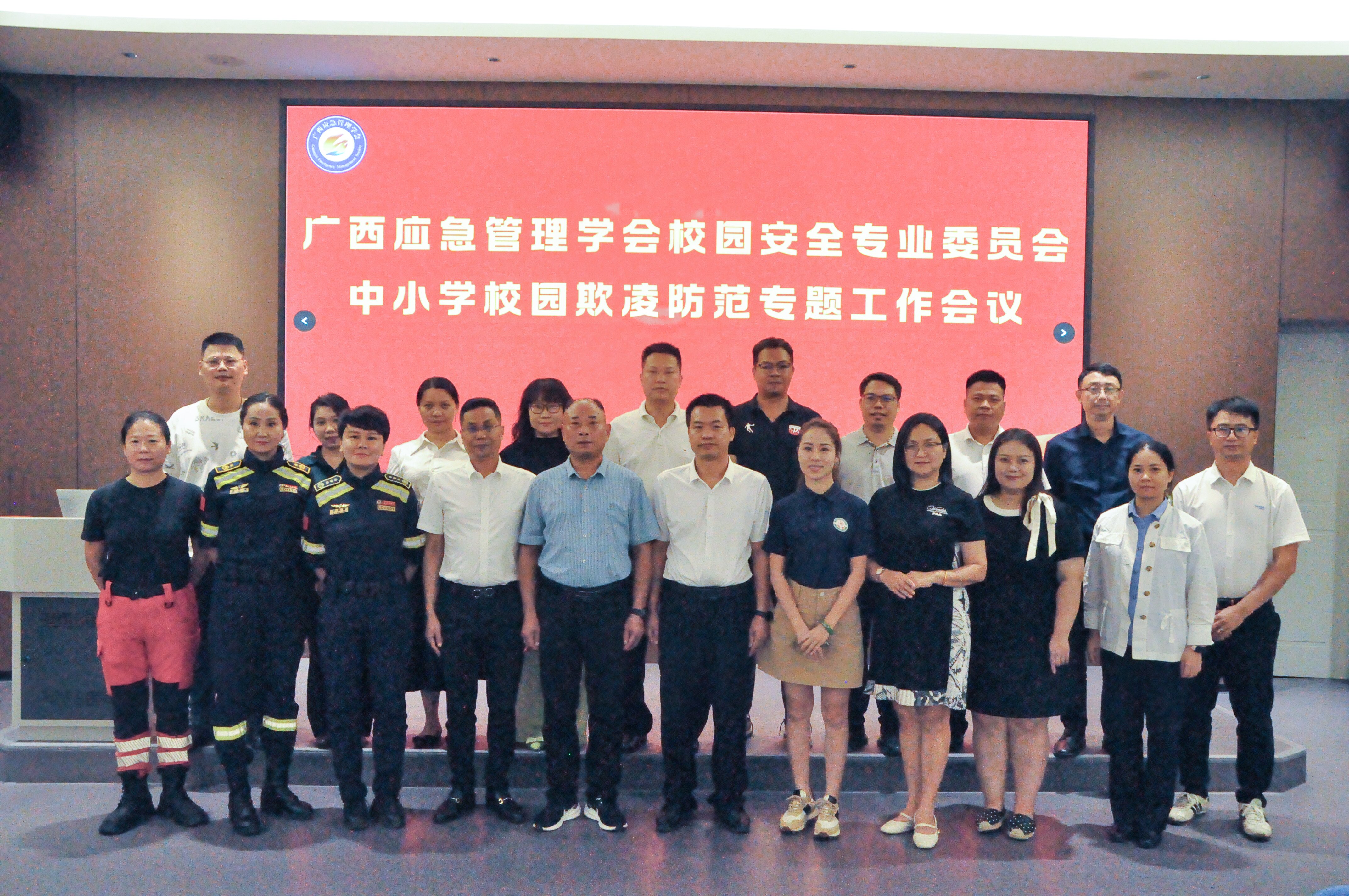 1760170814131156.jpg 1760170814131156.jpg